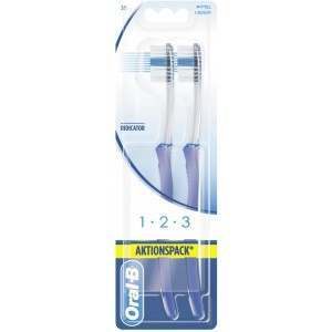 Oral-B 81467140 1-2-3 Indicator Twin Pack Toothbrush